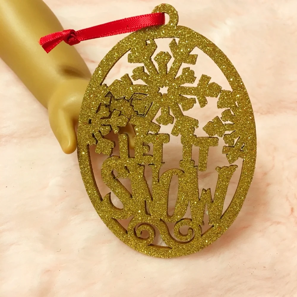 Glittery “Let it Snow” and “Happy Holidays” Ornament Set Rounds and Squares